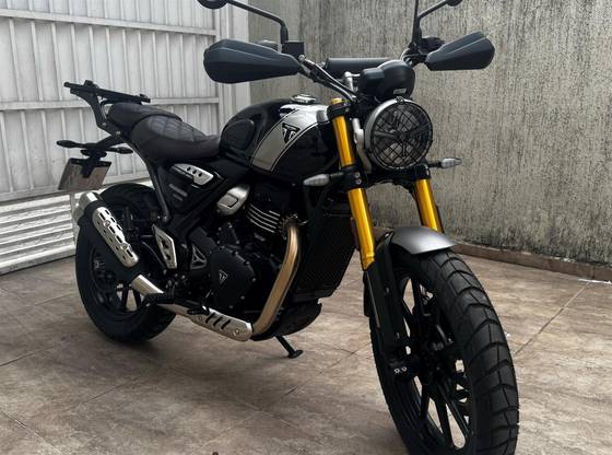 TRIUMPH SCRAMBLER 400 X 